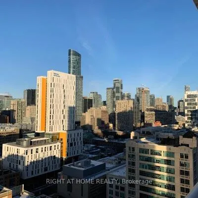 77,&nbsp;Mutual, Church-Yonge Corridor, Toronto