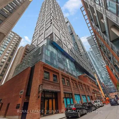 15,&nbsp;Mercer, Waterfront Communities C1, Toronto