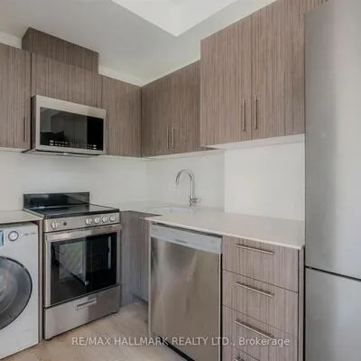 34-851,&nbsp;Sheppard, Bathurst Manor, Toronto