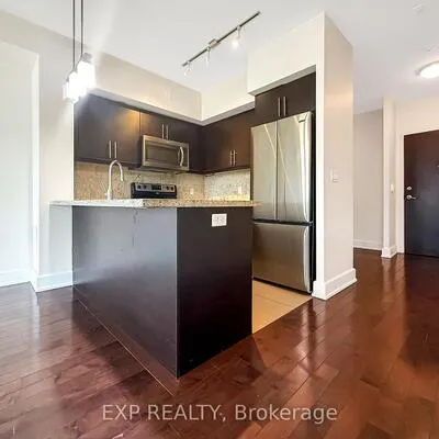 676,&nbsp;Sheppard, Bayview Village, Toronto
