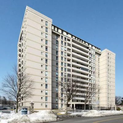 130,&nbsp;Neptune, Englemount-Lawrence, Toronto