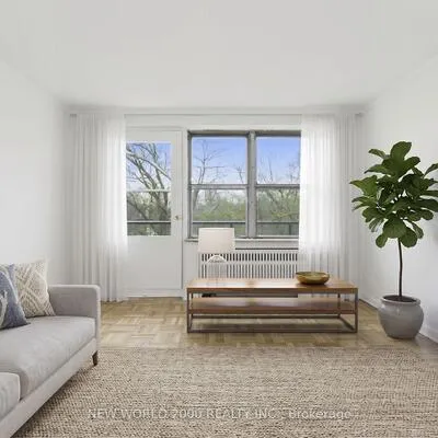 49,&nbsp;Glen Elm, Rosedale-Moore Park, Toronto