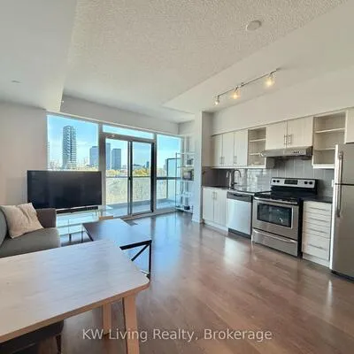 160,&nbsp;Vanderhoof, Thorncliffe Park, Toronto