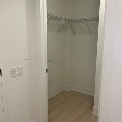 310,&nbsp;Tweedsmuir, Forest Hill South, Toronto