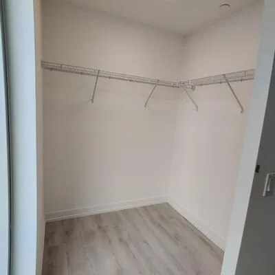 33,&nbsp;Helendale, Yonge-Eglinton, Toronto