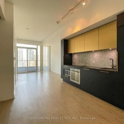 85,&nbsp;Wood, Church-Yonge Corridor, Toronto