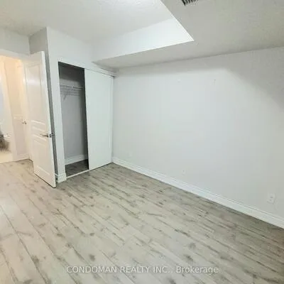 15,&nbsp;Northtown, Willowdale East, Toronto