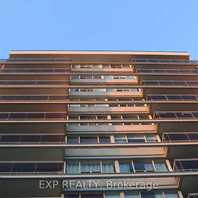 160,&nbsp;Balmoral, Yonge-St. Clair, Toronto