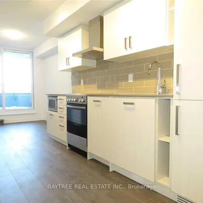 125,&nbsp;Redpath, Mount Pleasant West, Toronto