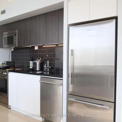 75,&nbsp;Queens Wharf, Waterfront Communities C1, Toronto