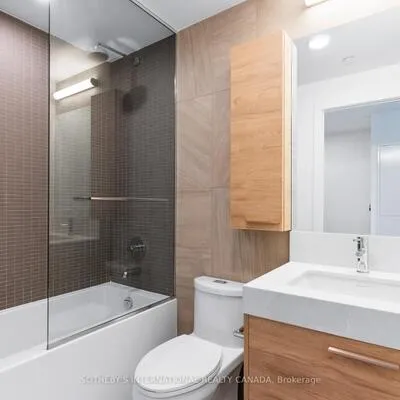 200,&nbsp;Redpath, Mount Pleasant East, Toronto