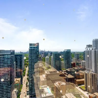 200,&nbsp;Redpath, Mount Pleasant East, Toronto