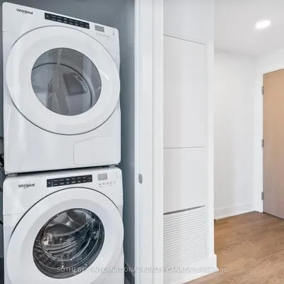 200,&nbsp;Redpath, Mount Pleasant East, Toronto