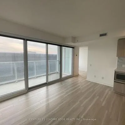 17,&nbsp;BATHURST, Waterfront Communities C1, Toronto