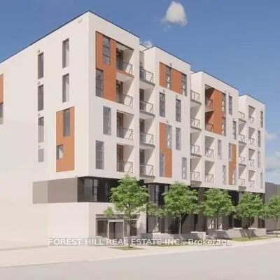 2000,&nbsp;Bathurst, Humewood-Cedarvale, Toronto