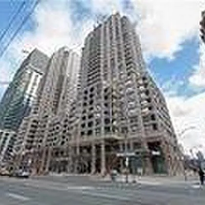 909,&nbsp;Bay, Bay Street Corridor, Toronto