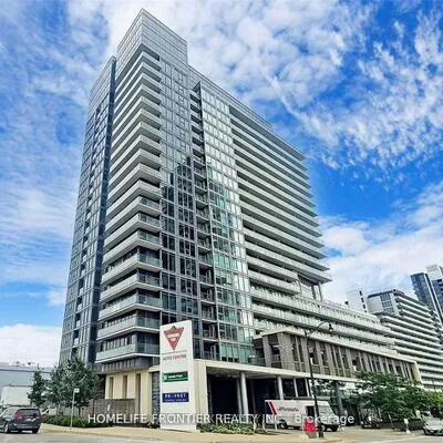 72,&nbsp;Esther Shiner, Bayview Village, Toronto