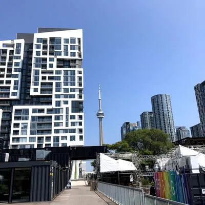 27,&nbsp;Bathurst, Waterfront Communities C1, Toronto