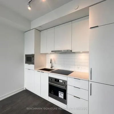 8,&nbsp;Olympic Garden, Newtonbrook East, Toronto