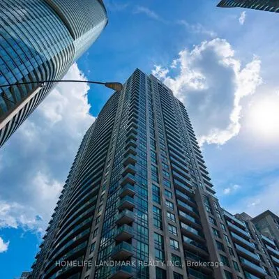 19,&nbsp;Grand Trunk, Waterfront Communities C1, Toronto