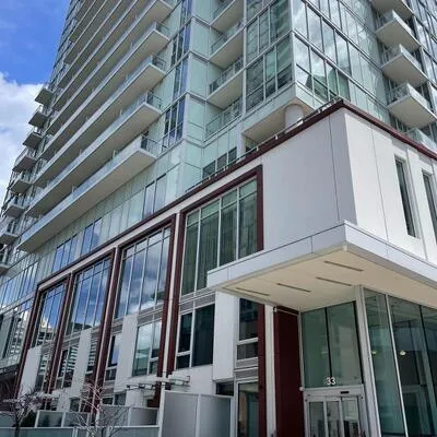 33,&nbsp;Helendale, Yonge-Eglinton, Toronto