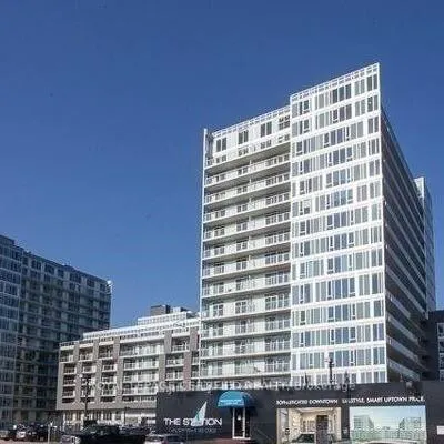 565,&nbsp;Wilson, Clanton Park, Toronto