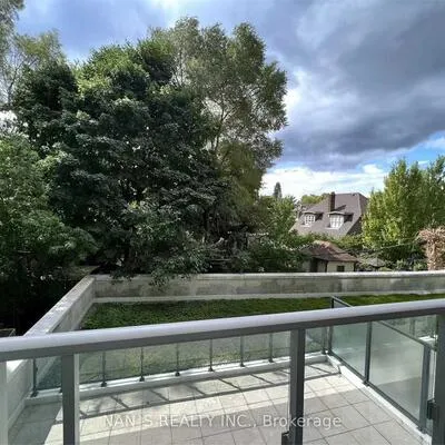 3018,&nbsp;Yonge, Lawrence Park South, Toronto