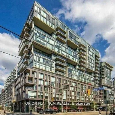 111,&nbsp;Bathurst, Waterfront Communities C1, Toronto