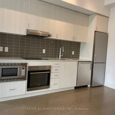 7,&nbsp;Kenaston, Bayview Village, Toronto