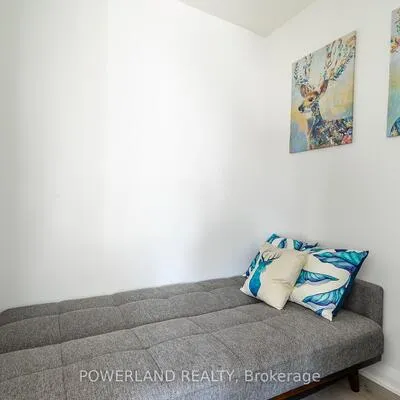 155,&nbsp;Yorkville, Annex, Toronto