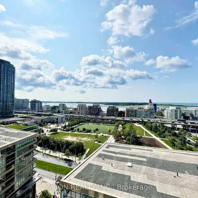21,&nbsp;Iceboat, Waterfront Communities C1, Toronto