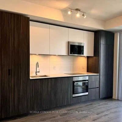 28,&nbsp;Widmer, Waterfront Communities C1, Toronto