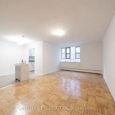 77,&nbsp;Erskine, Mount Pleasant West, Toronto