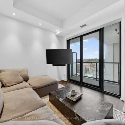 280,&nbsp;Howland, Annex, Toronto