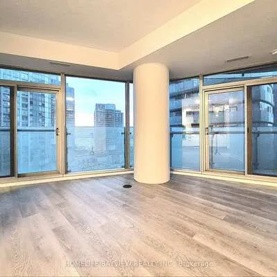 14,&nbsp;York, Waterfront Communities C1, Toronto