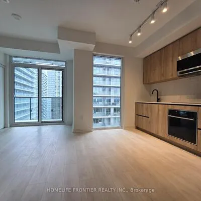 117,&nbsp;Broadway, Mount Pleasant West, Toronto