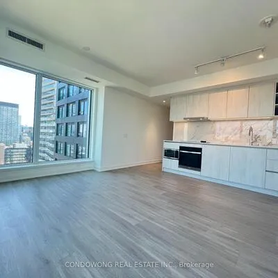 8,&nbsp;Wellesley, Bay Street Corridor, Toronto