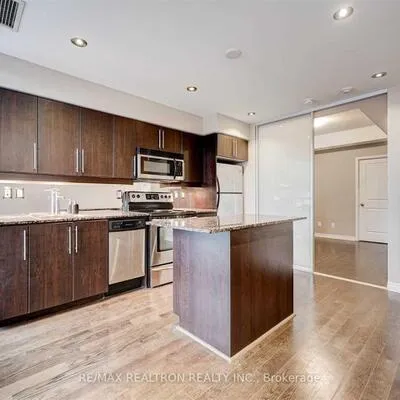 2885,&nbsp;Bayview, Bayview Village, Toronto