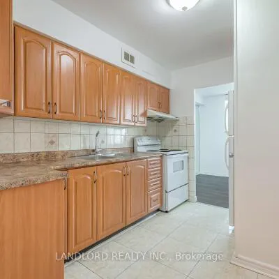 1350,&nbsp;York Mills, Parkwoods-Donalda, Toronto