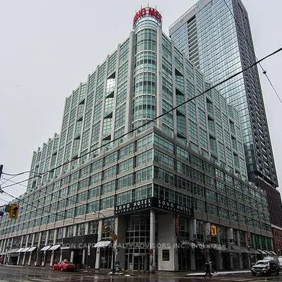 36,&nbsp;Blue Jays, Waterfront Communities C1, Toronto
