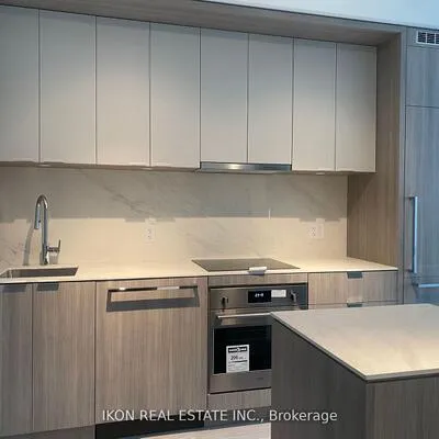 6,&nbsp;Greenbriar, Bayview Village, Toronto