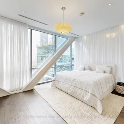 29,&nbsp;Queen, Waterfront Communities C8, Toronto
