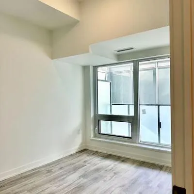 7,&nbsp;GOLDEN LION, Newtonbrook East, Toronto