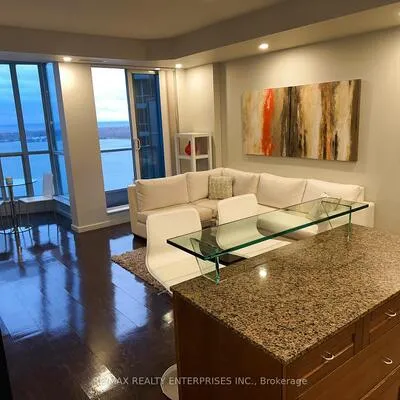 8,&nbsp;York, Waterfront Communities C1, Toronto