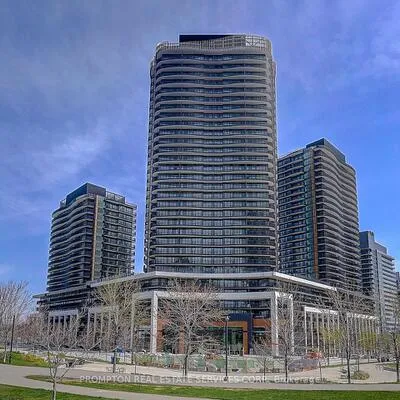 68,&nbsp;Esther Shiner, Bayview Village, Toronto