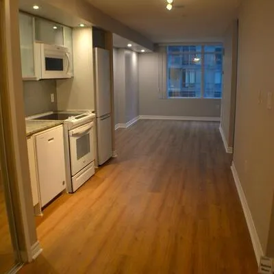 25,&nbsp;Telegram, Waterfront Communities C1, Toronto