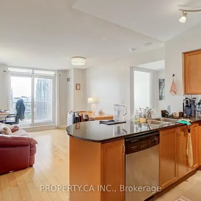 18,&nbsp;Kenaston, Bayview Village, Toronto