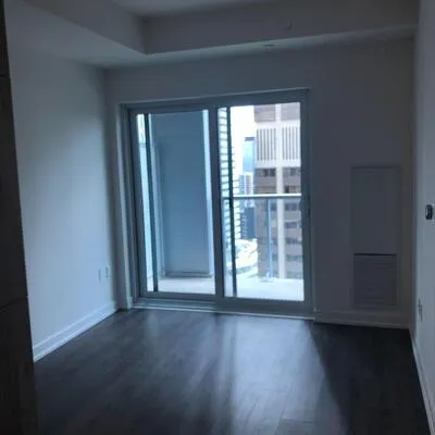 1,&nbsp;Yorkville, Annex, Toronto