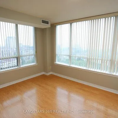 3,&nbsp;Rean, Bayview Village, Toronto