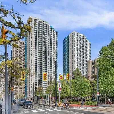 99,&nbsp;Harbour, Waterfront Communities C1, Toronto